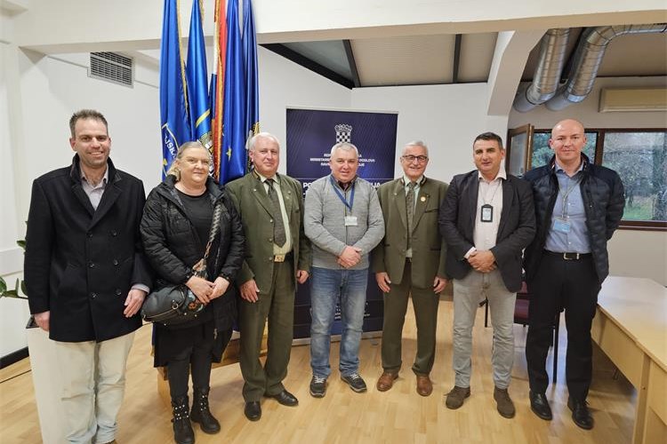 Slika /slike-vijesti/2023 godina/Siguran lov Akademija/IMG-20231201-WA0000.jpg